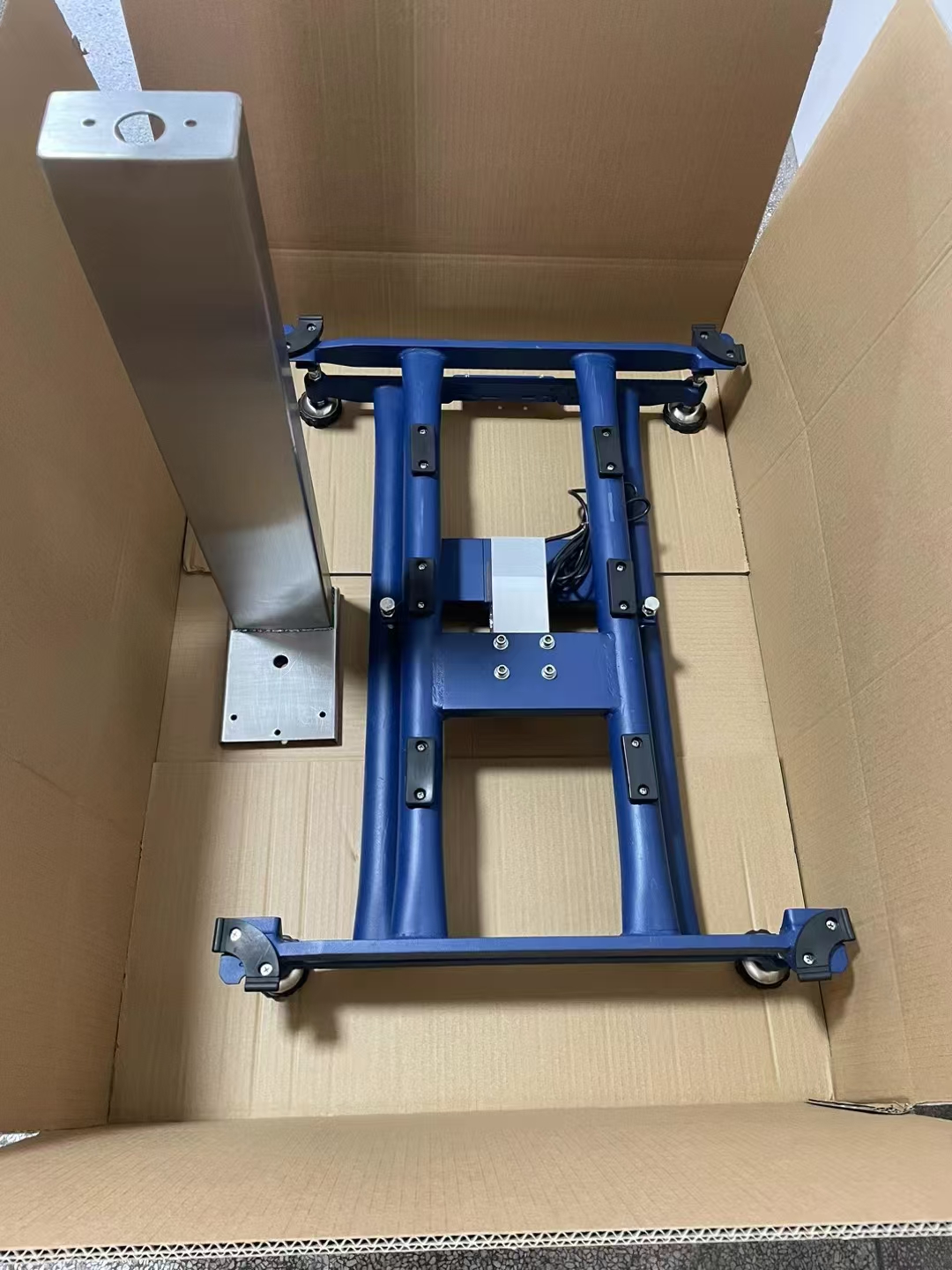 Mobile Bench Scale with Wheels package