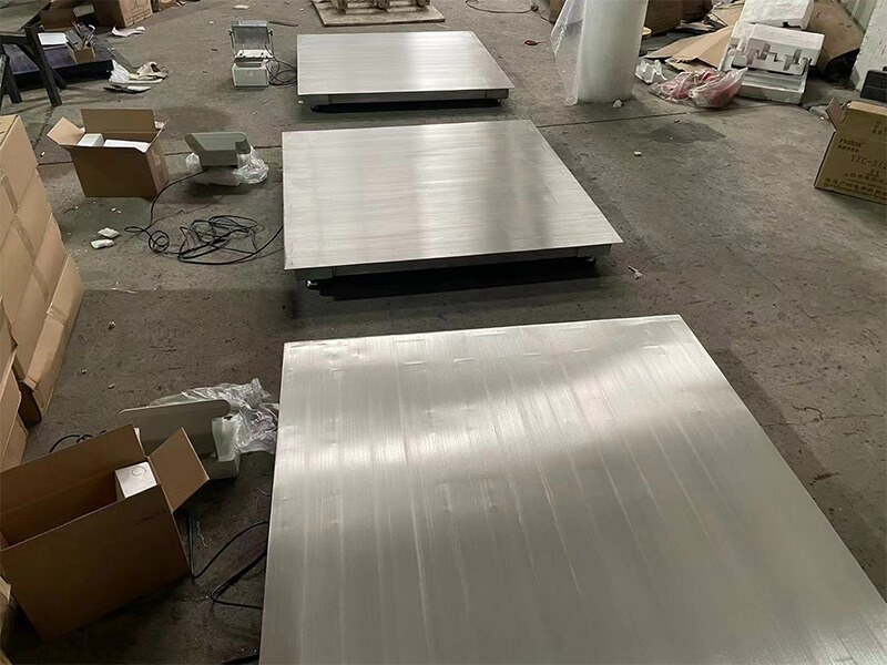 Stainless-Steel-Floor-Scale